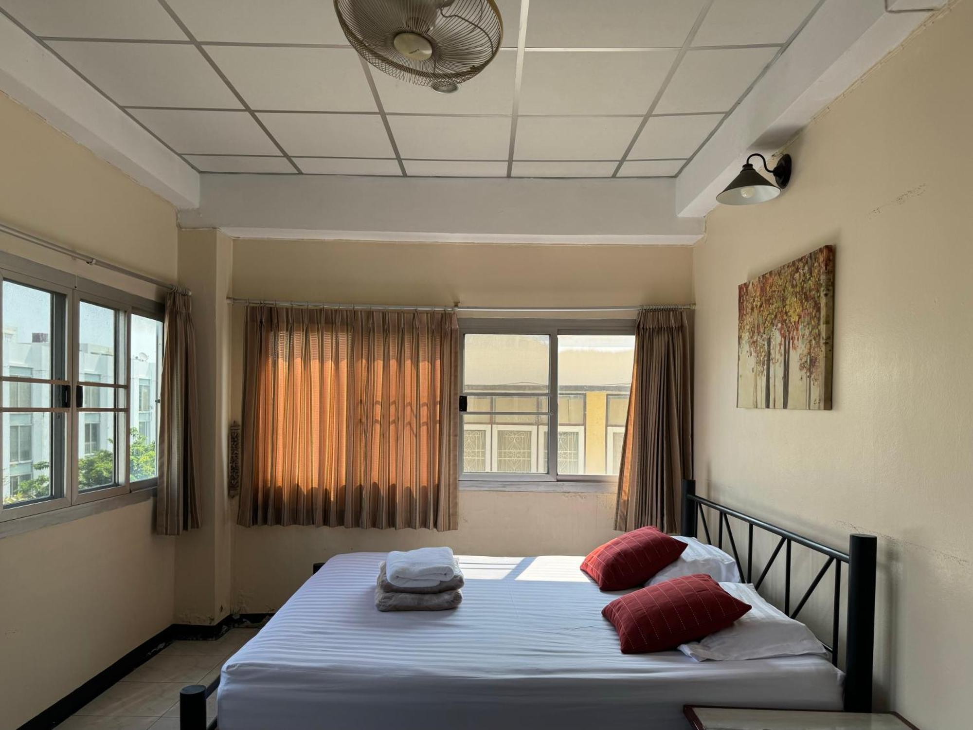 Kc Guest House Bangkok Eksteriør bilde